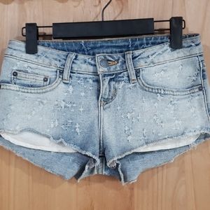 EUC! CARMAR LIGHT WASH DENIM SHORTS